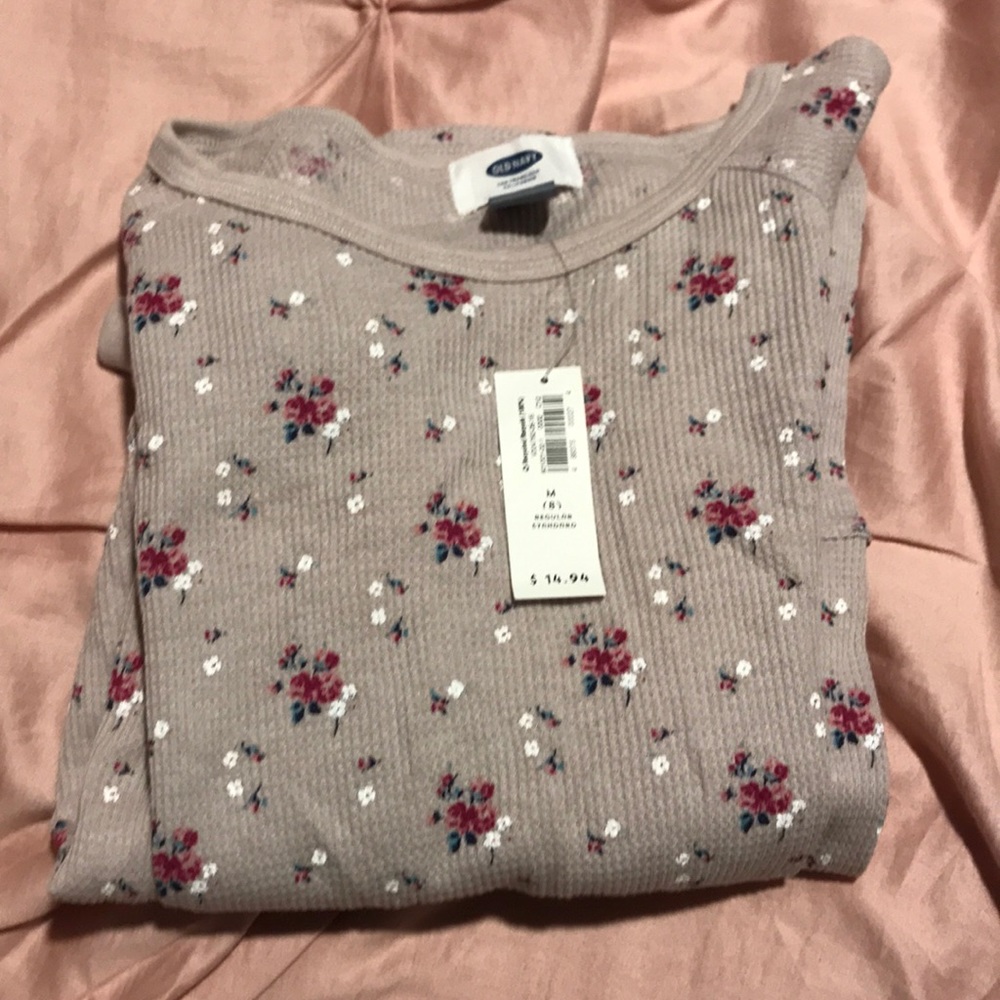 Girl’s Old Navy thermal shirt